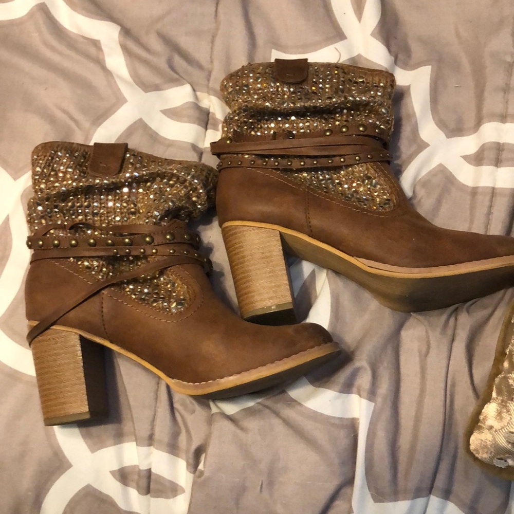 “Not Rated” gold sequin booties 7.5 lightly worn